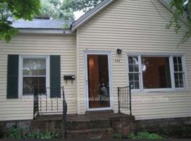 featured image of 444 N Broadway