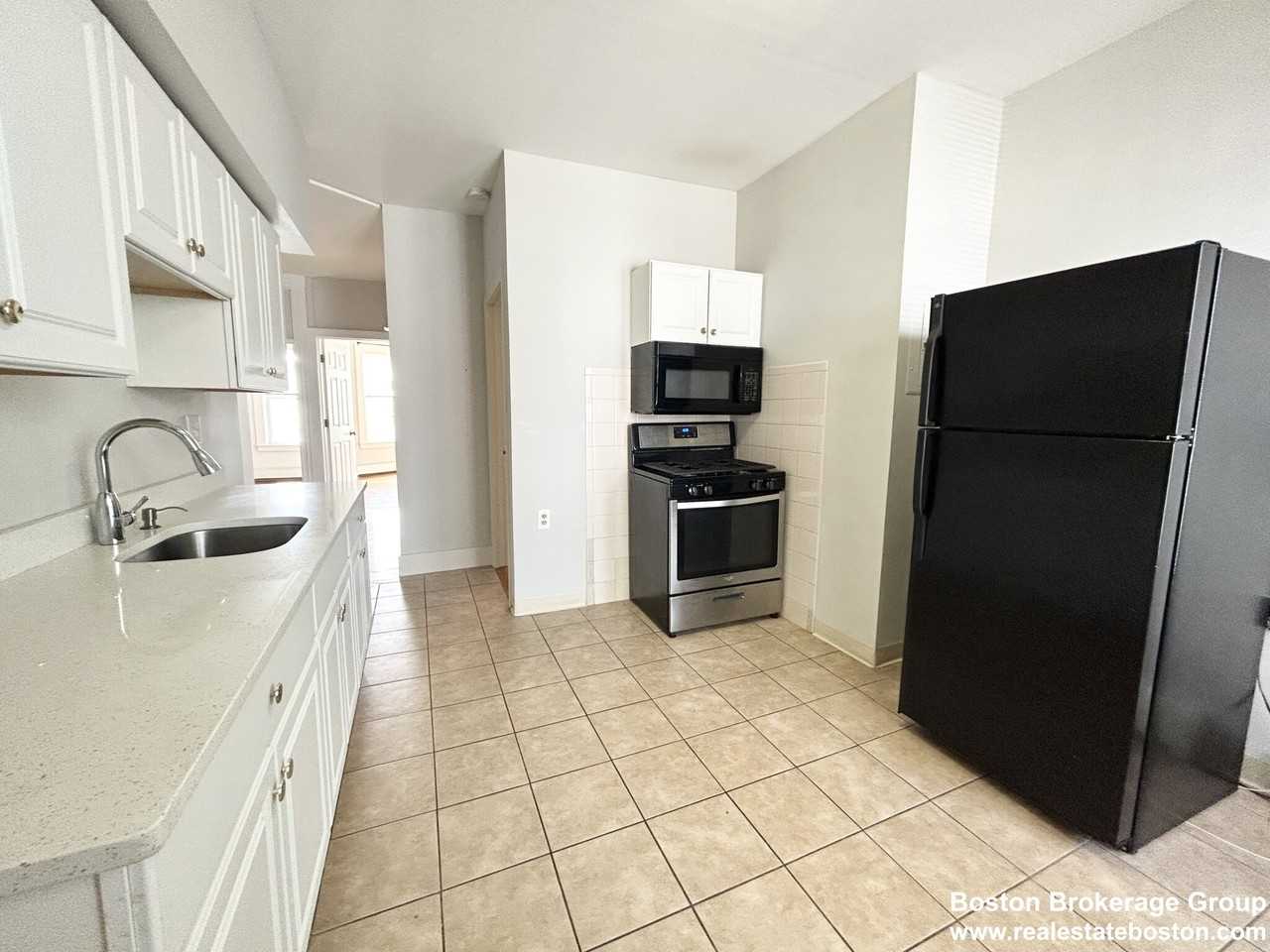 96 E Cottage St #2 - Photo 2 of 9