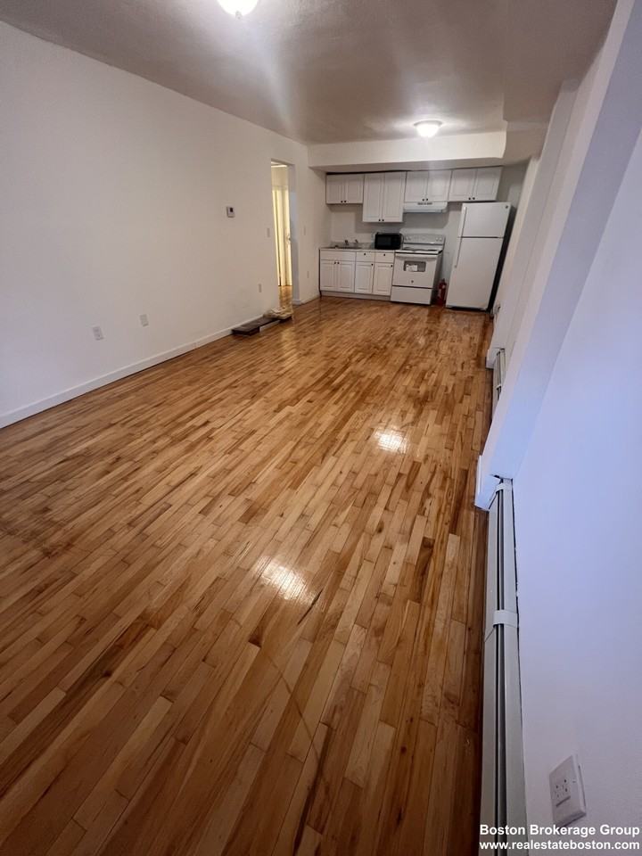 15 Park Vale Ave #3B - Photo 3 of 15