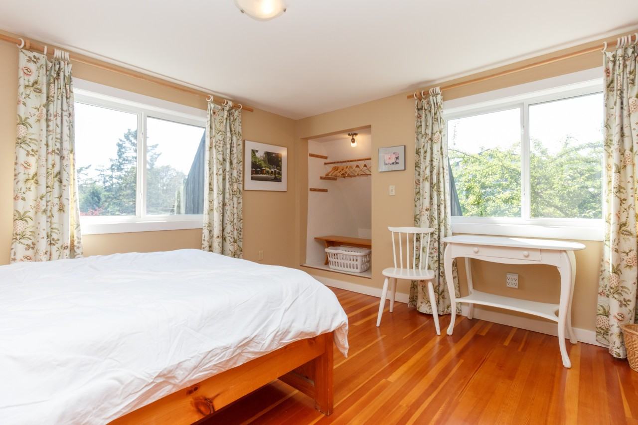 36 Tovey Crescent - Photo 2 of 14