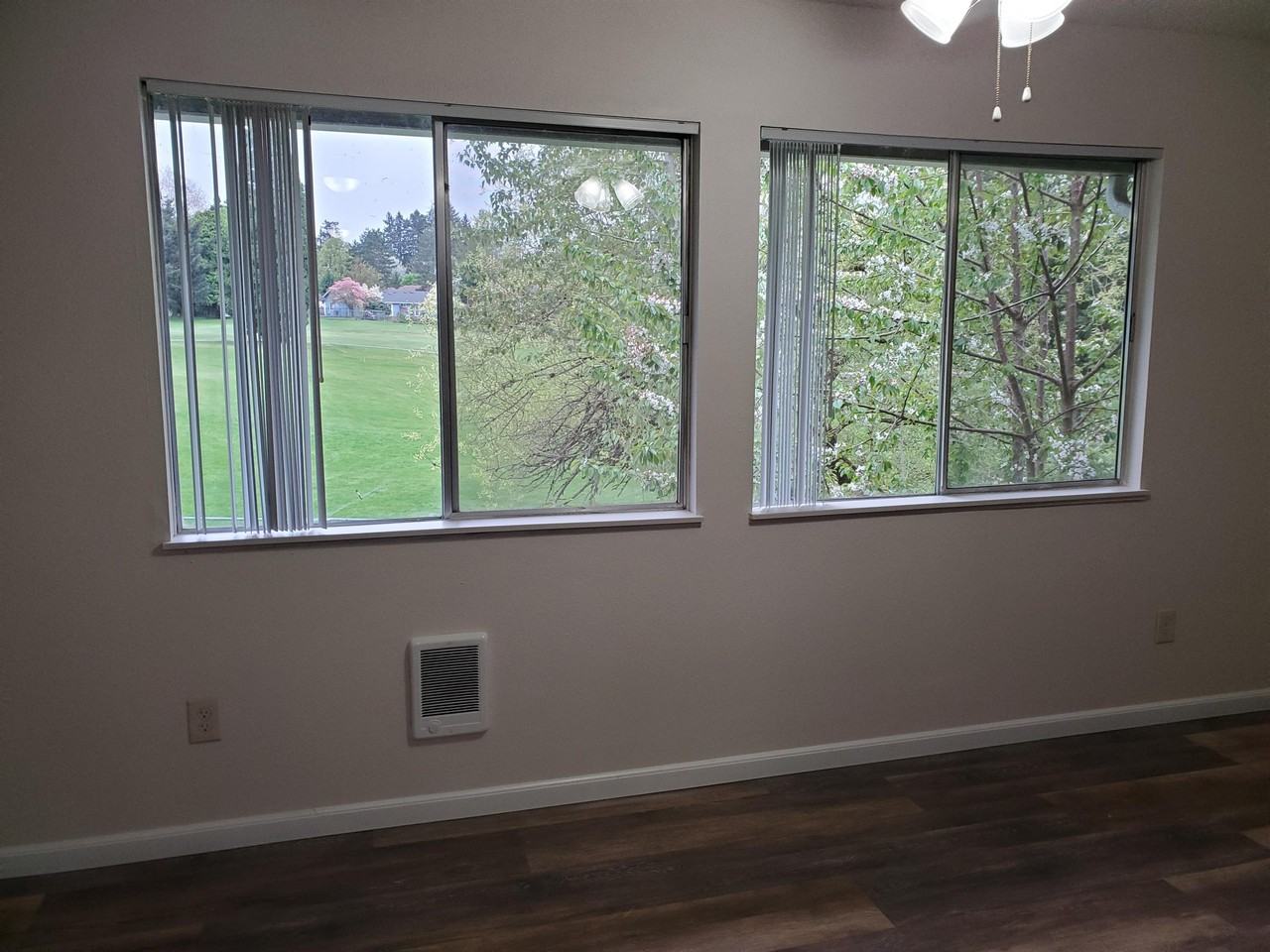 Brookside Apts Apartments 2101 Ne Kane Dr, Gresham, OR 97030 Zumper