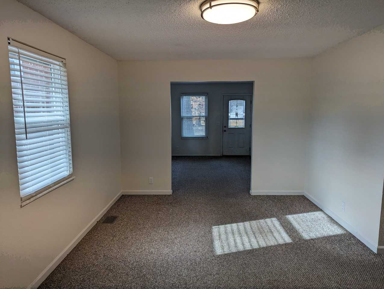 2530 Annalee Avenue - Photo 3 of 13