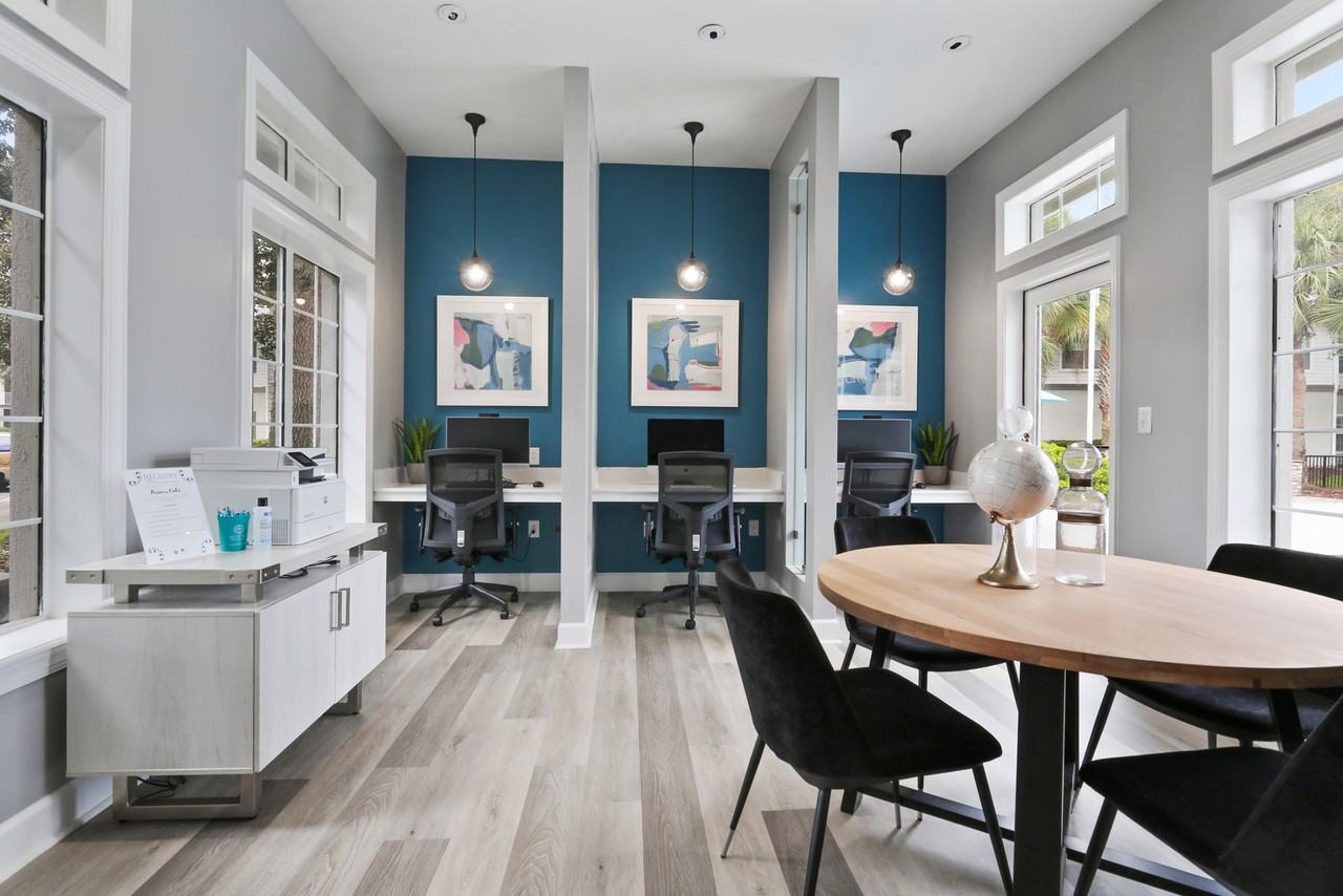 Registry at Windsor Parke - Photo 3 of 50