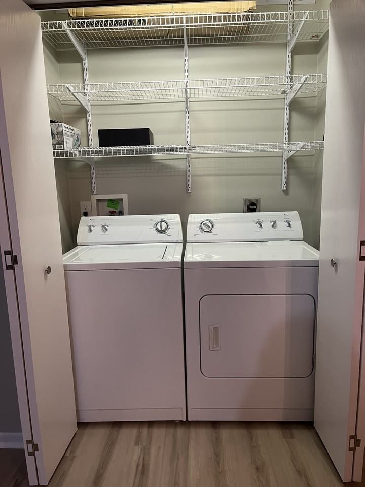 1190 Abbott Cir #1190 - Photo 3 of 11