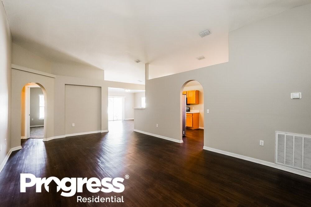 17023 Torvest Ct - Photo 3 of 16