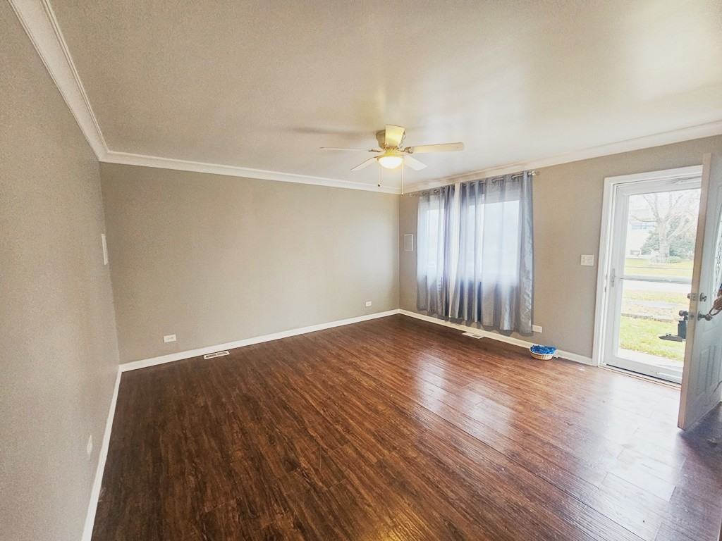 508 Tanglewood Drive - Photo 2 of 24