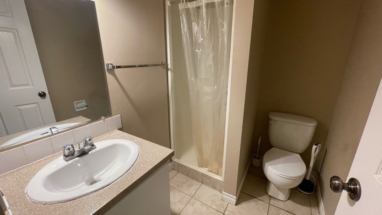 3903 43 Ave Bsmt #2EBS - Photo 5 of 5