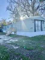 featured image of 918 Salters St #1