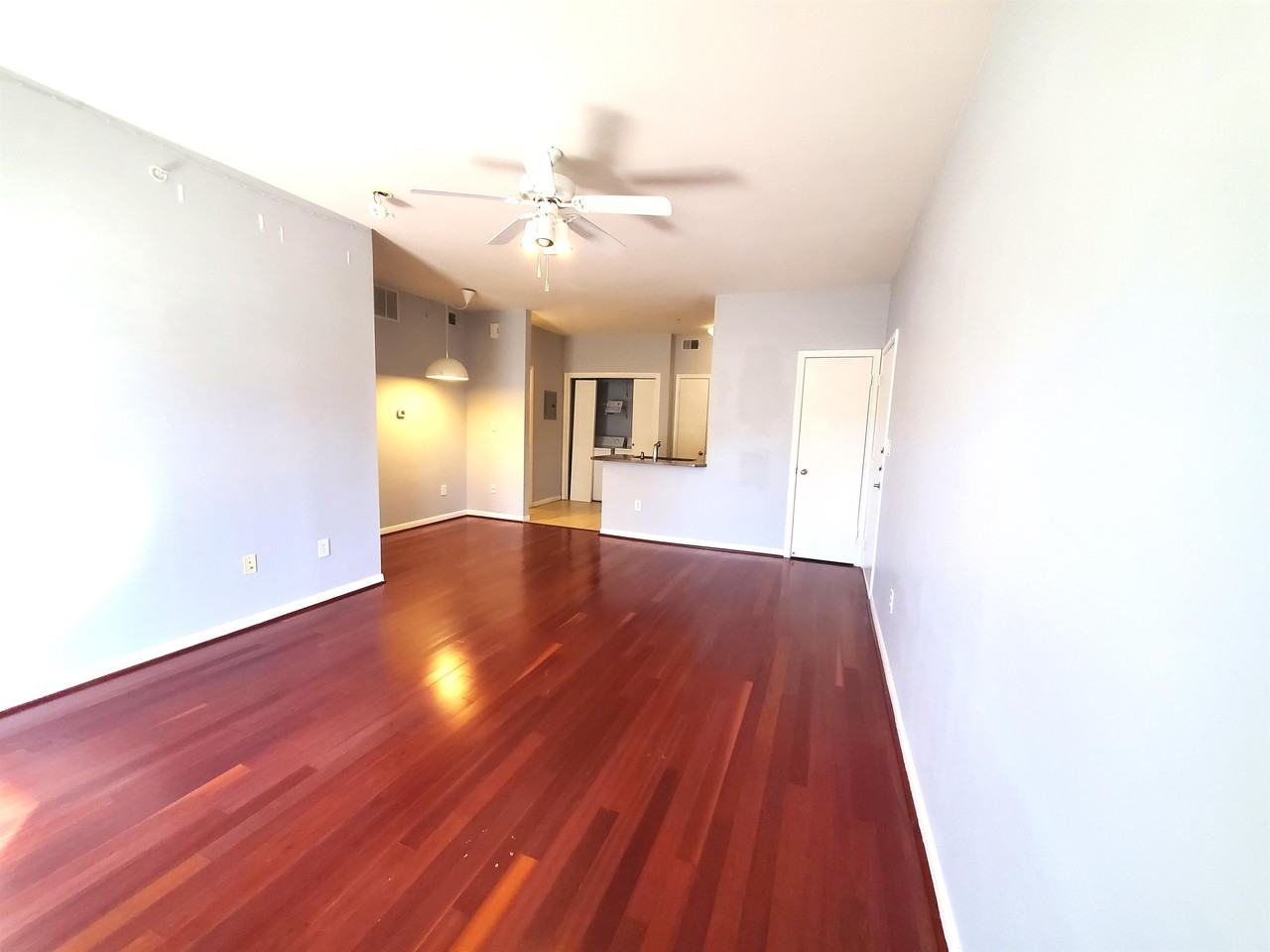 2209 Hancock Dr #16 - Photo 5 of 21