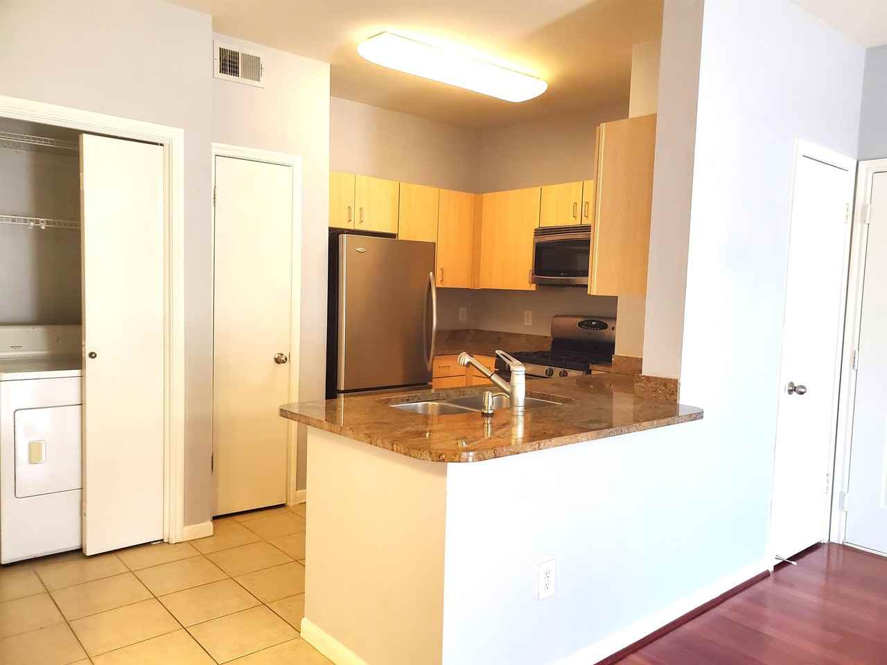 2209 Hancock Dr #16 - Photo 7 of 21