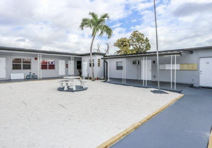 1015 Palm Ave #12A - Photo 6 of 6