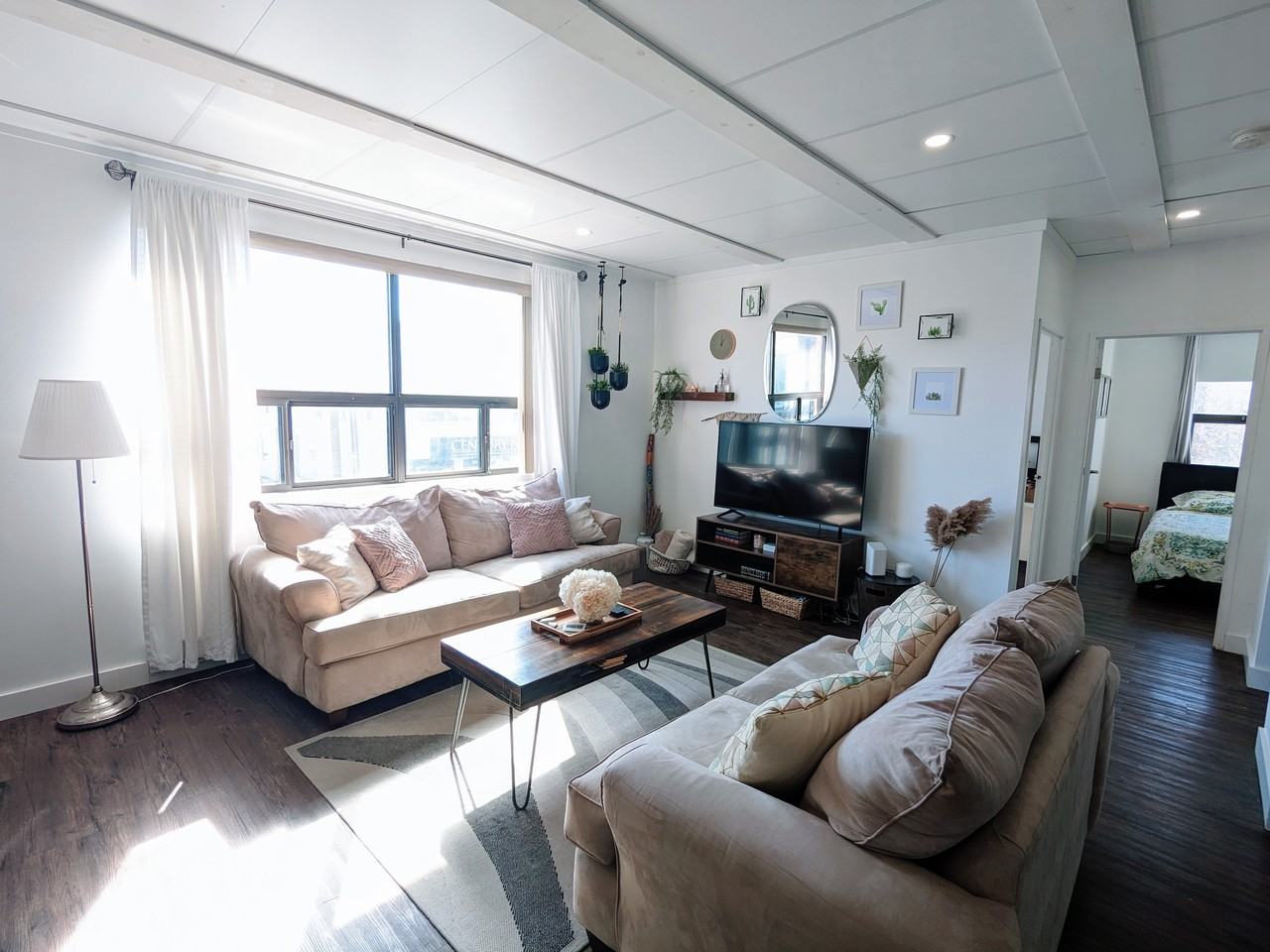 96 Victoria Street West - Photo 2 of 10