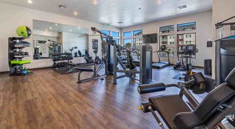 12000 W Fairview Ave - Photo 6 of 27