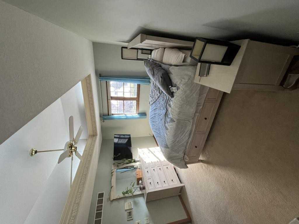 8027 Claude Ct - Photo 3 of 33