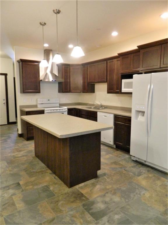 503 Ryan St - Photo 2 of 11