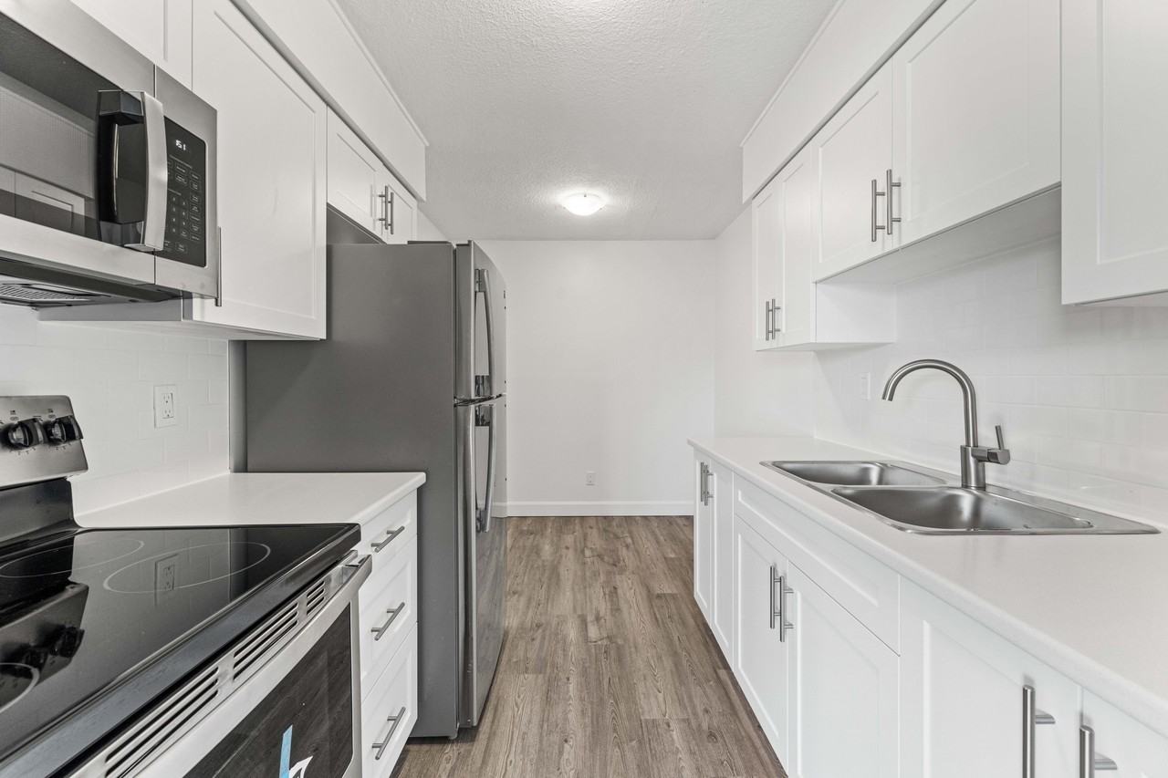 Grandview Apartments 343 Grand Ave E, ChathamKent, ON N7L 4W5 Zumper