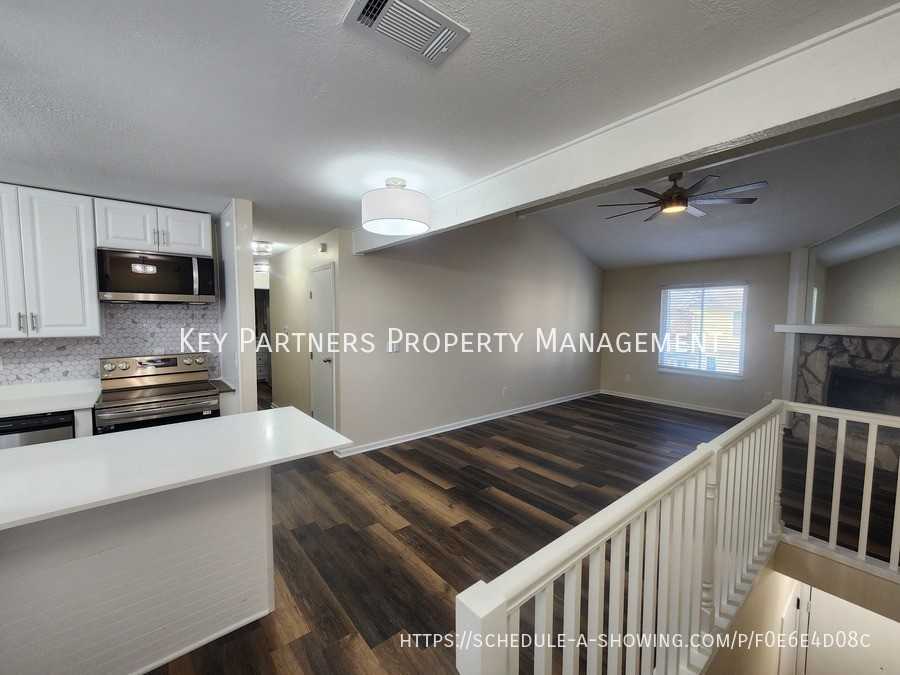 14107 W 88th St - Photo 3 of 20