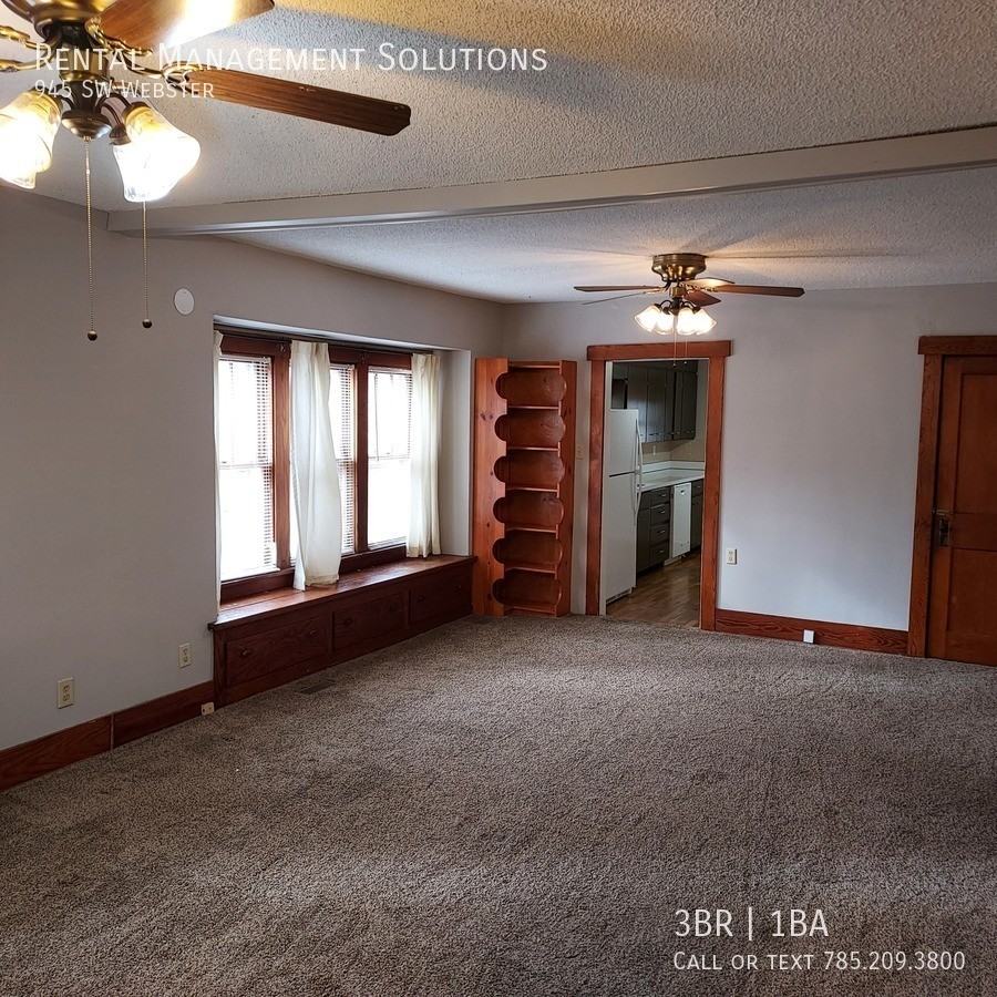 945 Sw Webster Ave - Photo 3 of 24