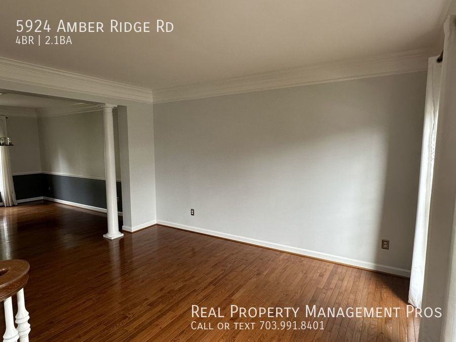 5924 Amber Ridge Rd - Photo 4 of 33