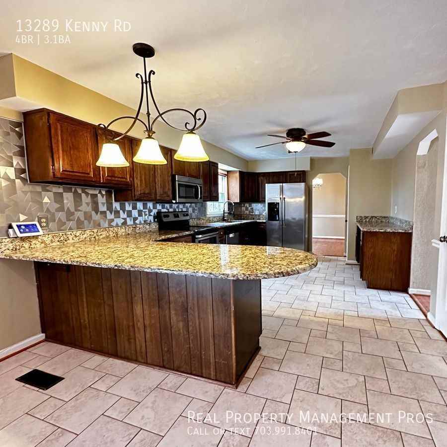 13289 Kenny Rd - Photo 2 of 19