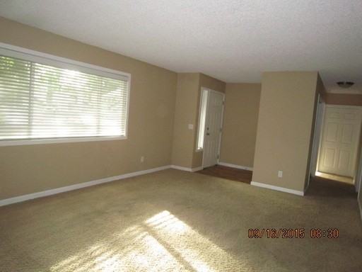 11253 SW Springwood Dr - Photo 2 of 11