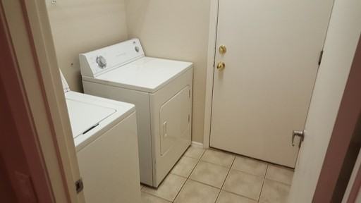 17190 W Desert Ln - Photo 3 of 12