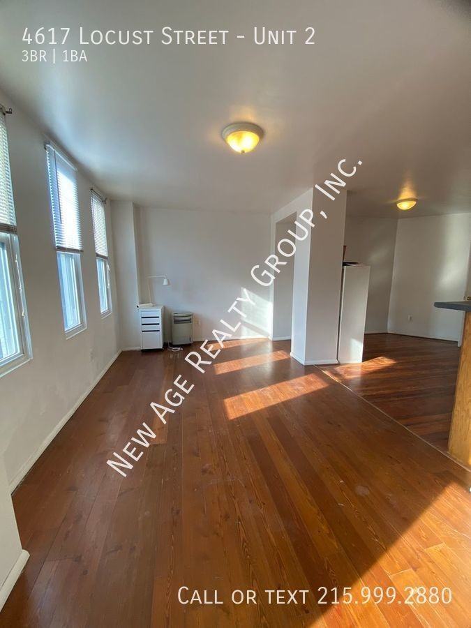 4617 Locust St #2 - Photo 3 of 13