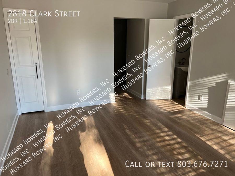 2818 Clark St - Photo 3 of 11