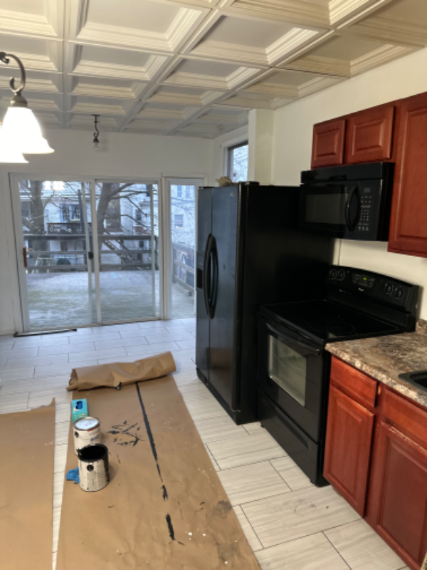 1742 W Norwegian St - Photo 2 of 10