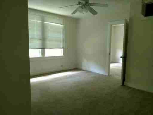 705 Georgia Ave - Photo 3 of 10