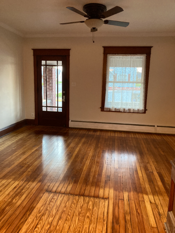 503 N High St - Photo 2 of 17