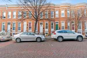 featured image of 428 E Lorraine Ave #1