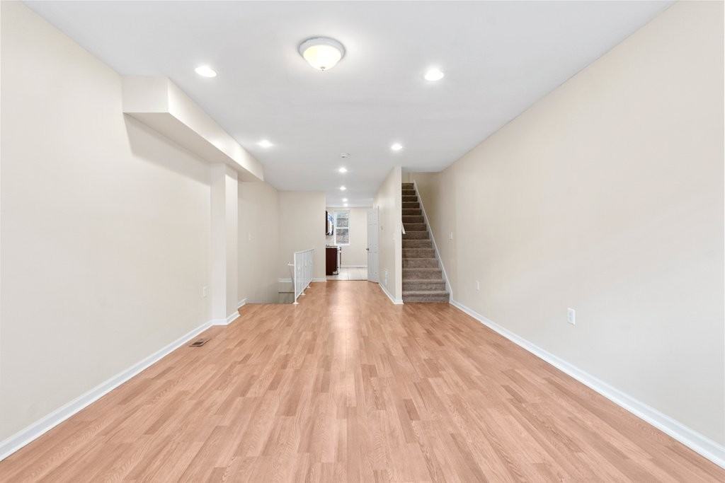 428 E Lorraine Ave #1 - Photo 4 of 21