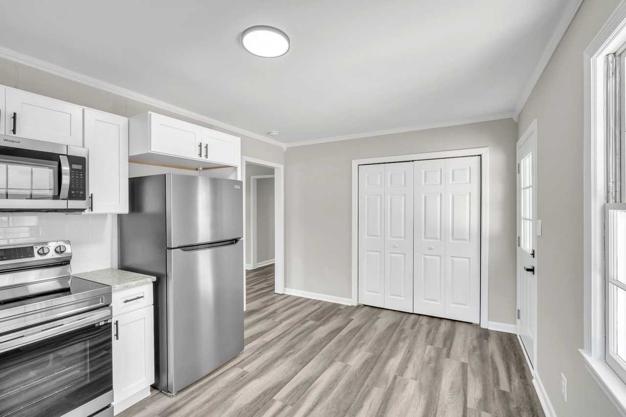 120 Abbotsford Dr #120 - Photo 5 of 20