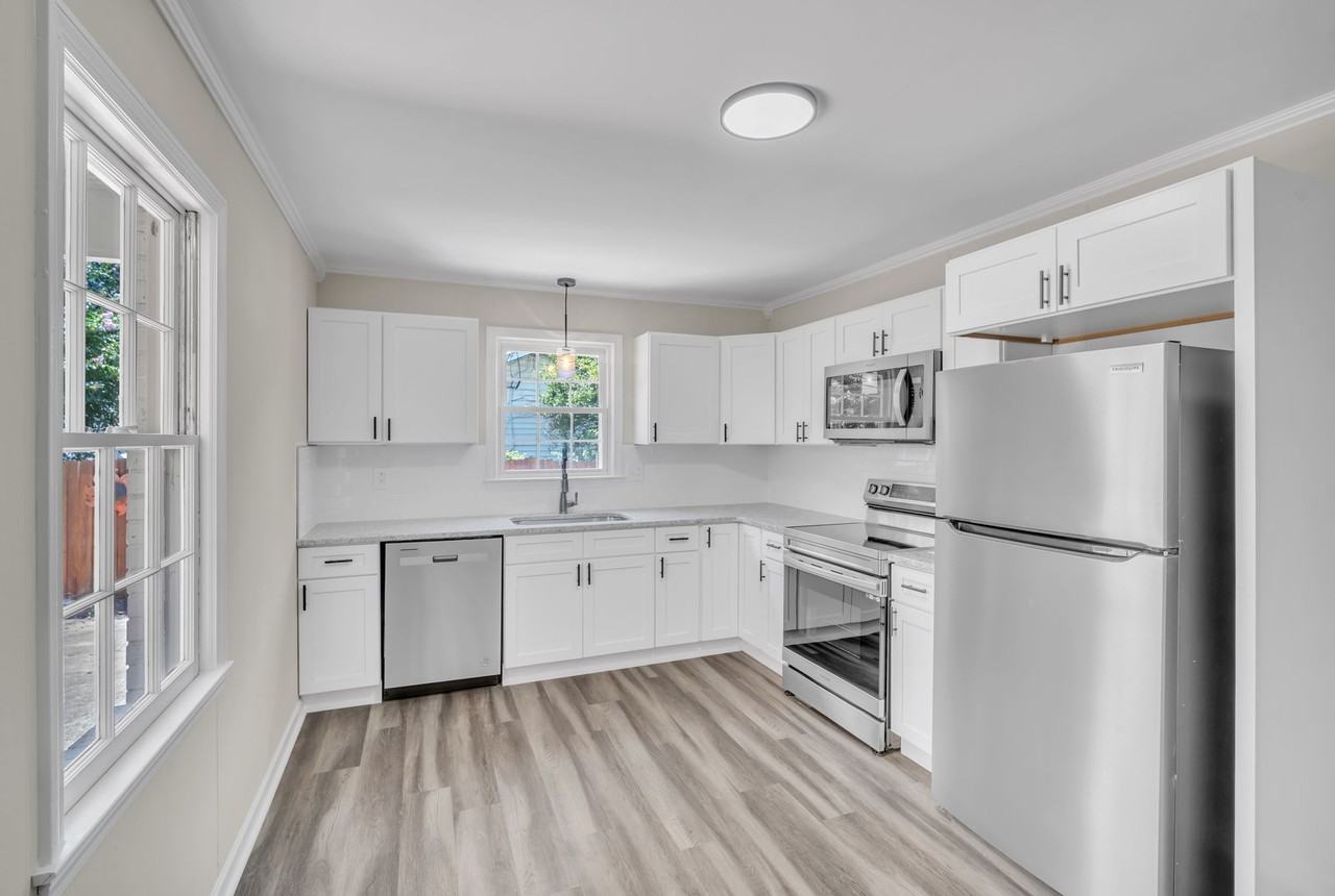 120 Abbotsford Dr #120 - Photo 6 of 20