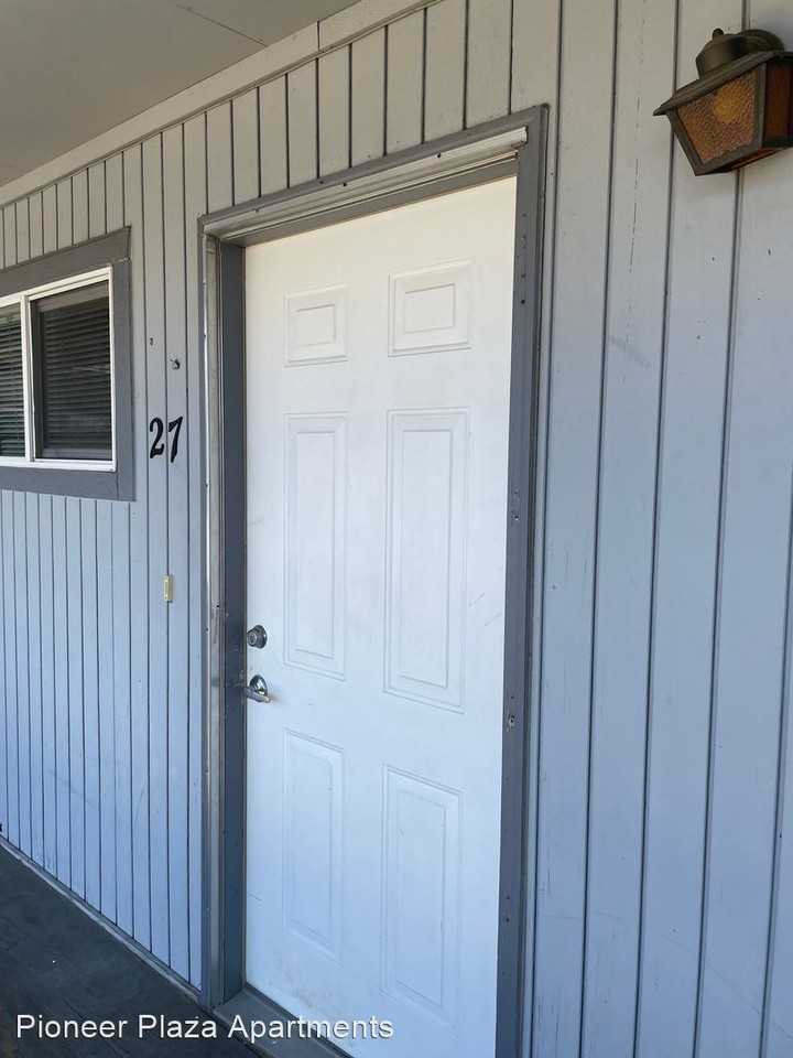 301- 317 E. Heintz Street - Photo 2 of 48