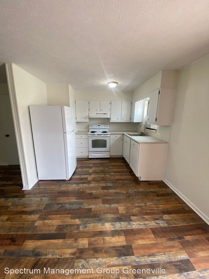 Hale Avenue - Photo 3 of 7