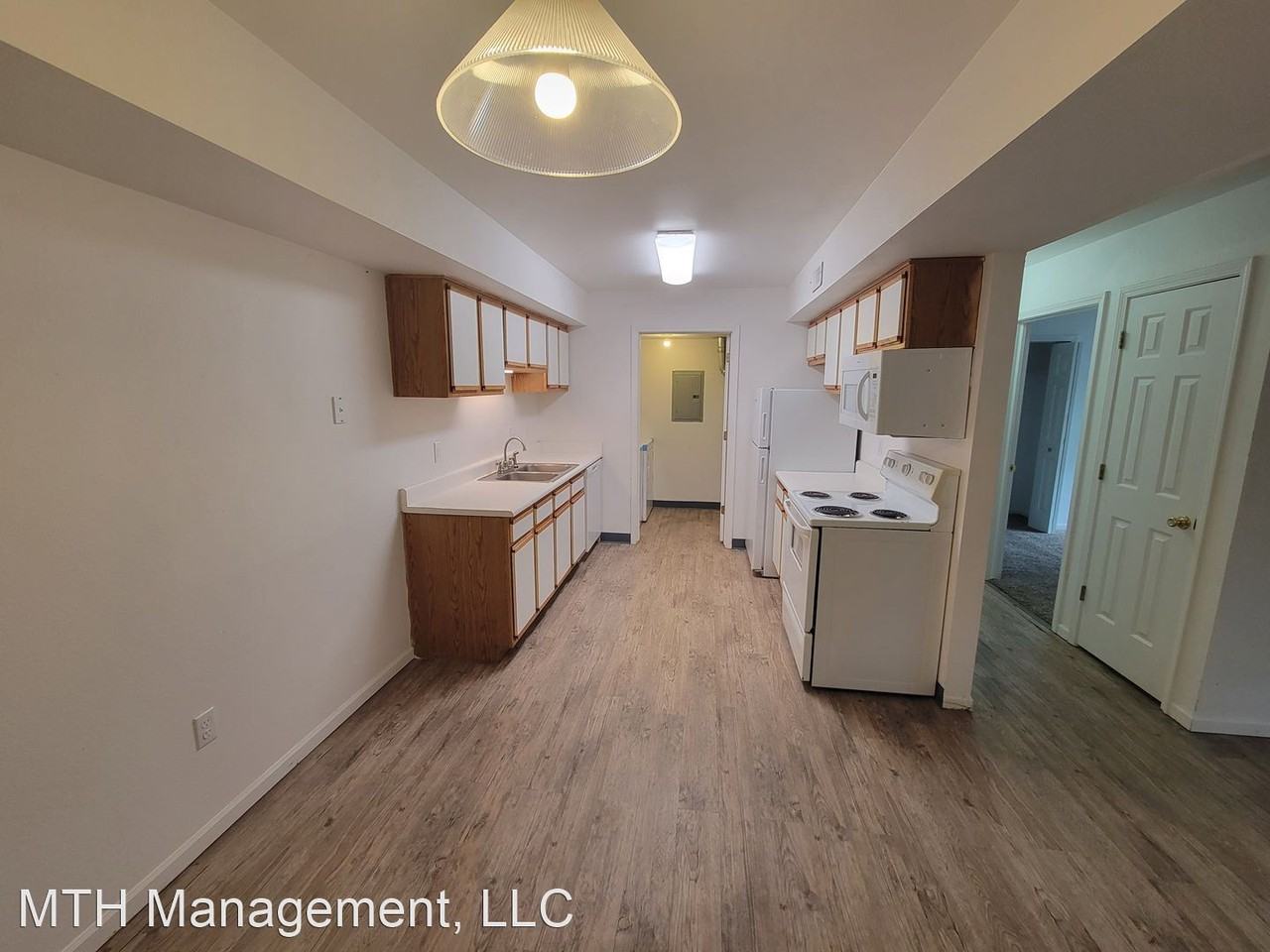 406 Fairway Meadows Dr. - Photo 2 of 13