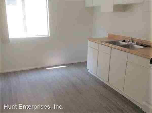 OCEANA 13520 KORNBLUM AVENUE - Photo 2 of 11