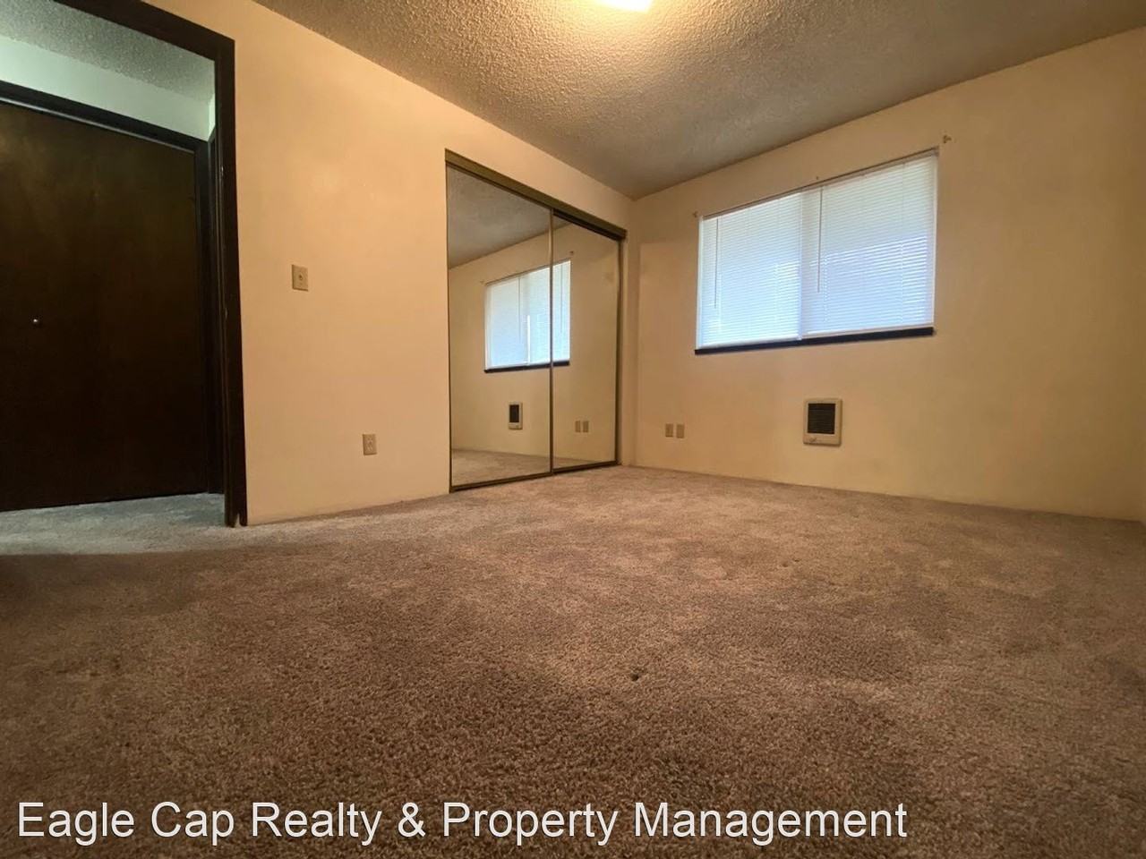 745 & 747 E. Ash - Photo 3 of 11