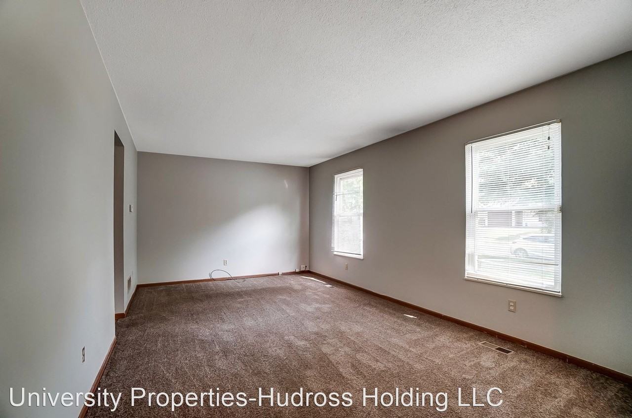 3540 Willow Run - Photo 3 of 27