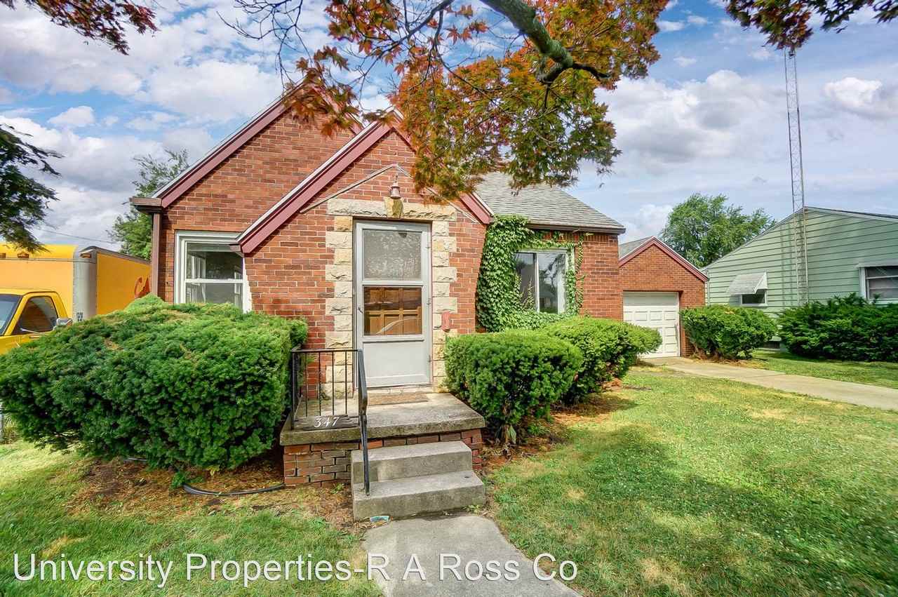 347 Darrow Ave - Photo 3 of 44