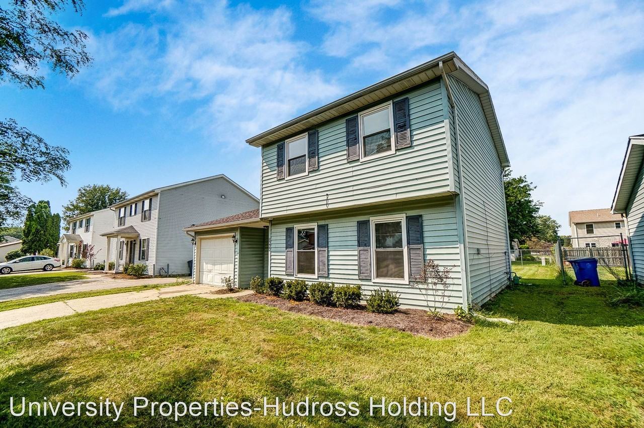 3608 Willow Run - Photo 3 of 30