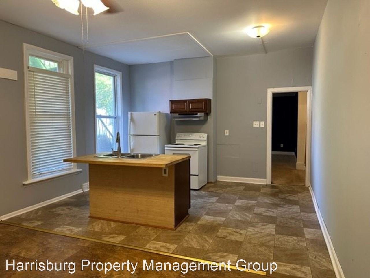 1306 Vernon St - Photo 3 of 9