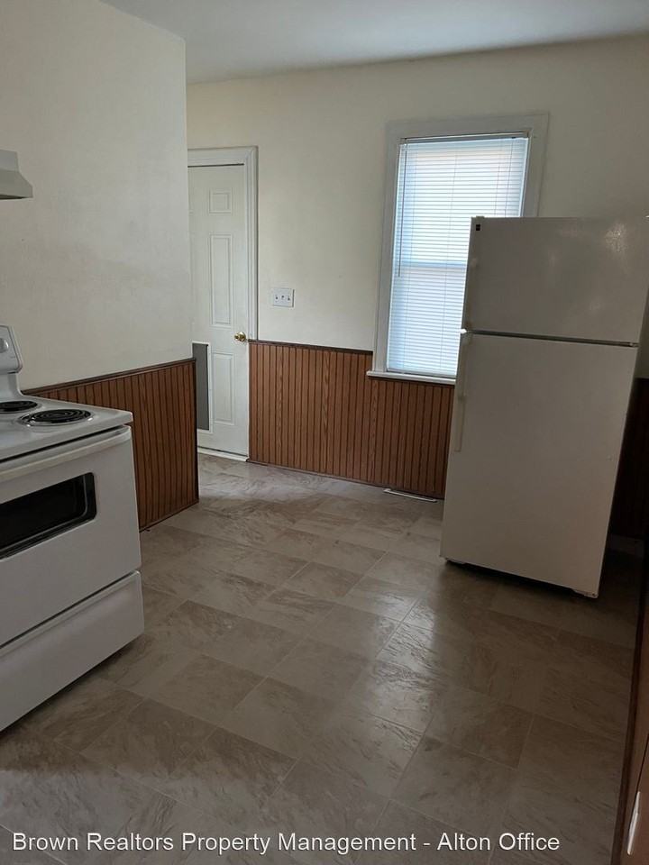 1 1 Hickerson - Photo 3 of 7