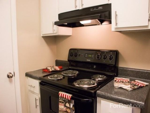 Ashford Cove - Photo 2 of 6