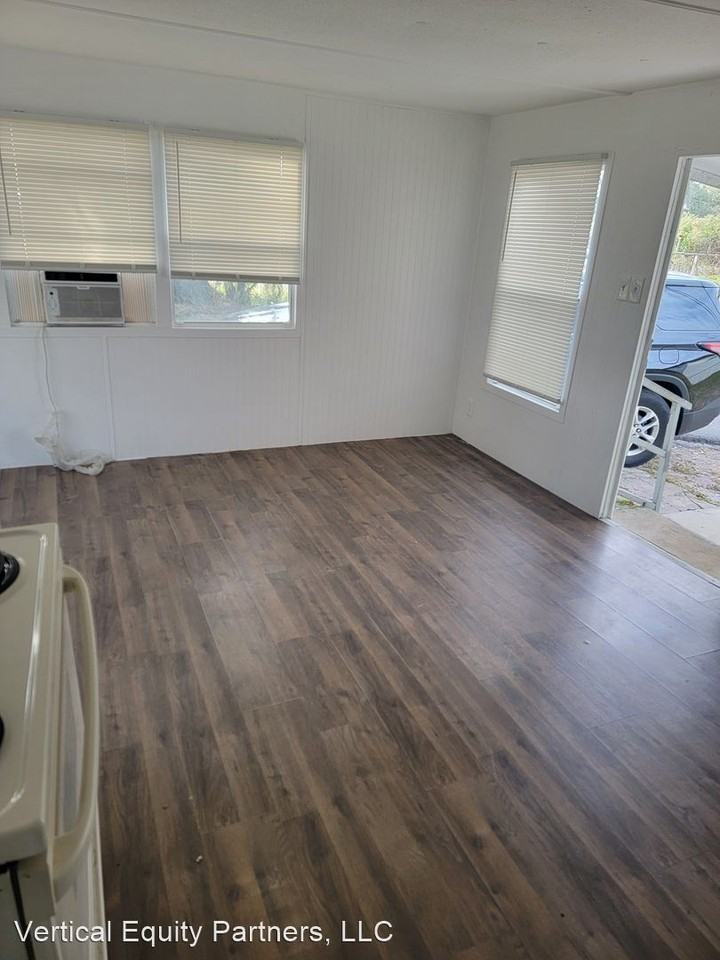 6025 New Tampa Hwy - Photo 3 of 8