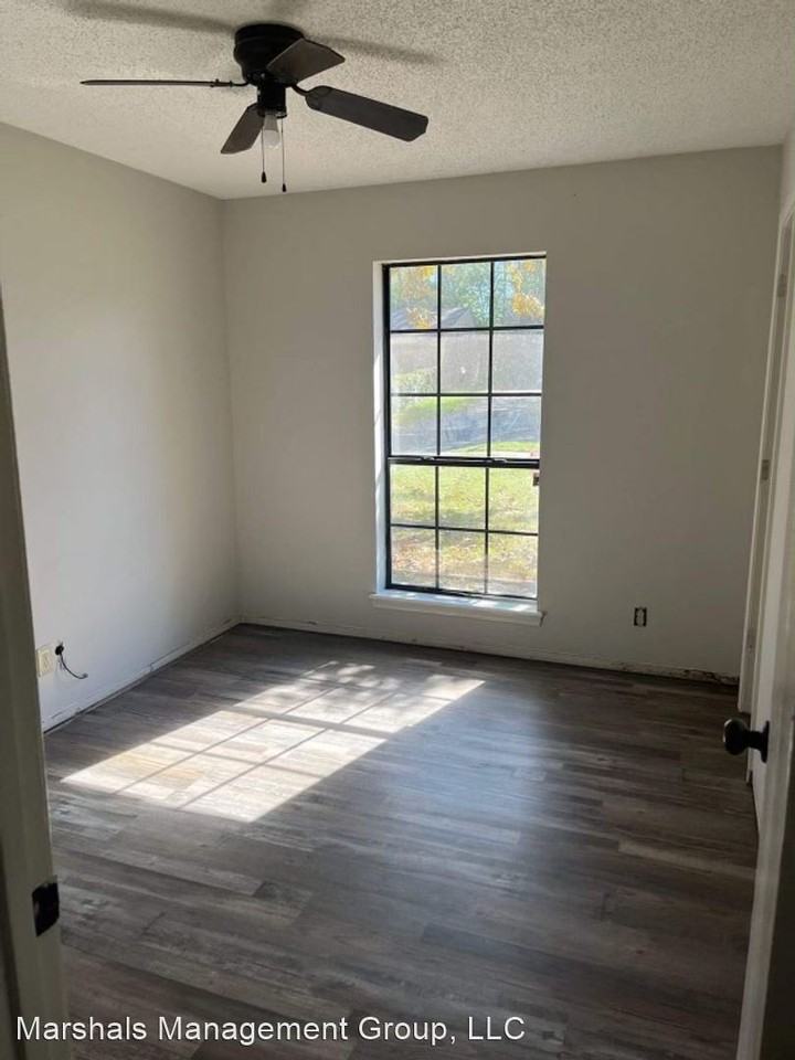 1510 M Cir - Photo 3 of 7