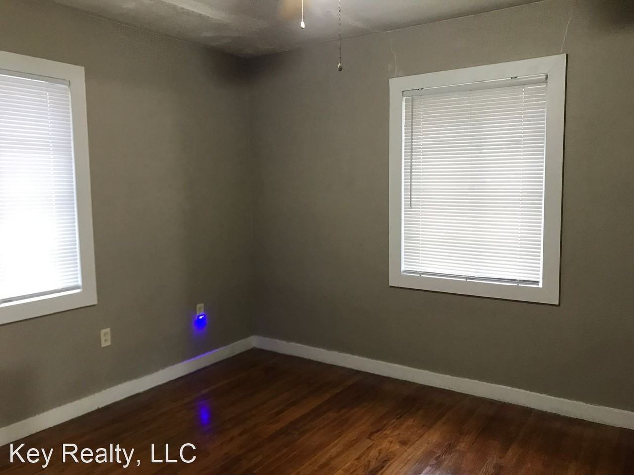 817 Bush Ave - Photo 3 of 5