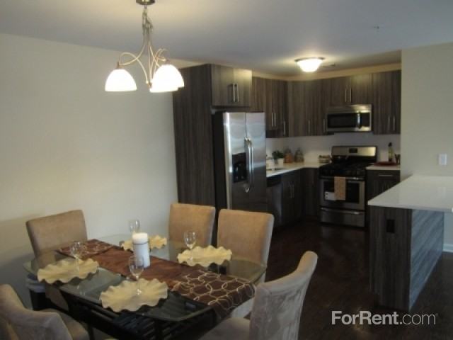 Absolute Properties Woodbridge - Photo 2 of 12